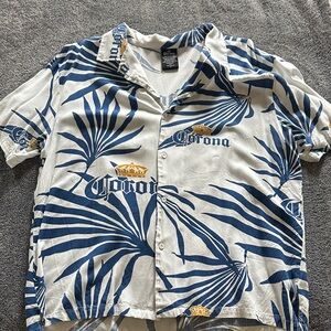 Corona White & Blue Tropical Leaf Button-Down Shirt with Gold Accents